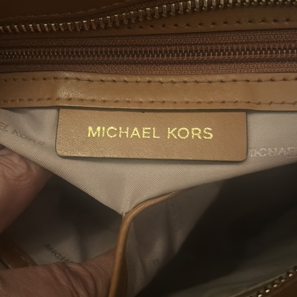 Michael Michael Kors Whitney Small Logo Tote in Vanilla - Picture 12 of 15